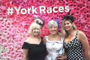 What to Wear to York Racecourse, What to Wear to York, York Racecourse, York Races, York Ebor